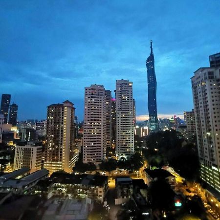 10Pax Penthouse - Ultimate Urban Experience At Changkat By Verano Kuala Lumpur Esterno foto